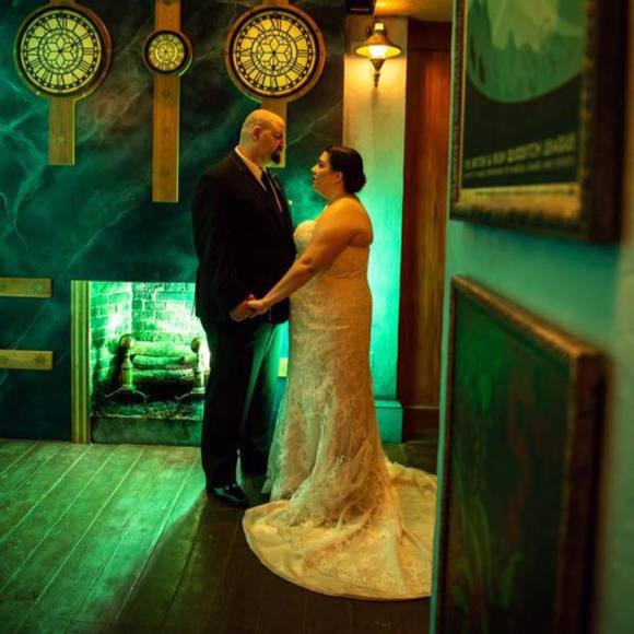 Meet your Posher, Peter - Picture 1 of 1